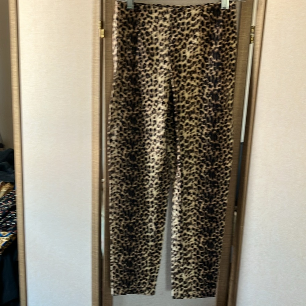 Allison Taylor Animal Print Stretch pants 4